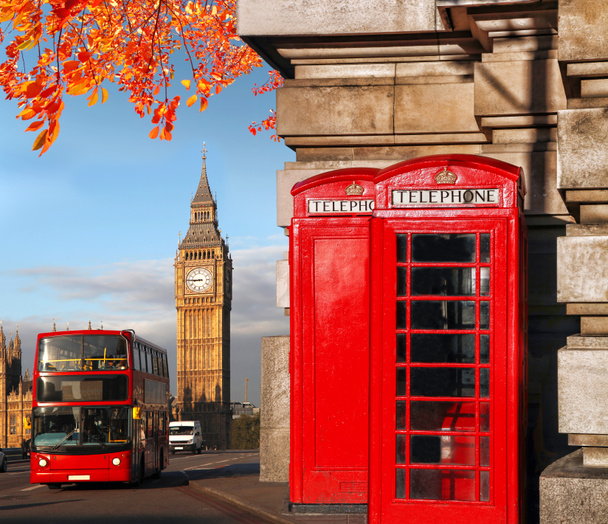 Lontoon symbolit BIG BEN, DOUBLE DECKER BUS ja punainen puhelin BOOTHS Englannissa, Iso-Britannia
 - Valokuva, kuva