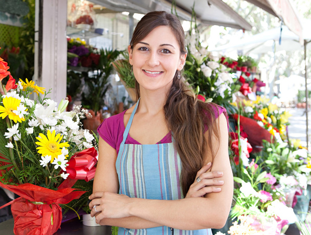 fleuriste femme dans son magasin
 - Photo, image