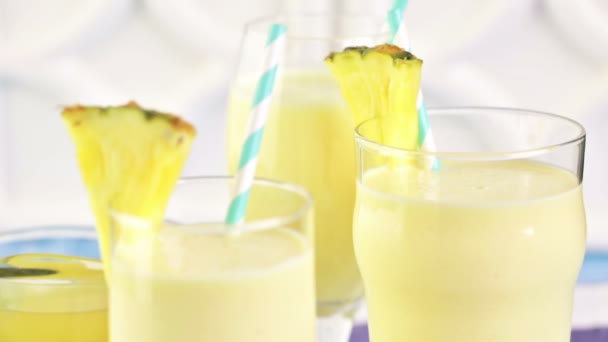 pineapple ginger smoothie with Greek yogurt - Footage, Video