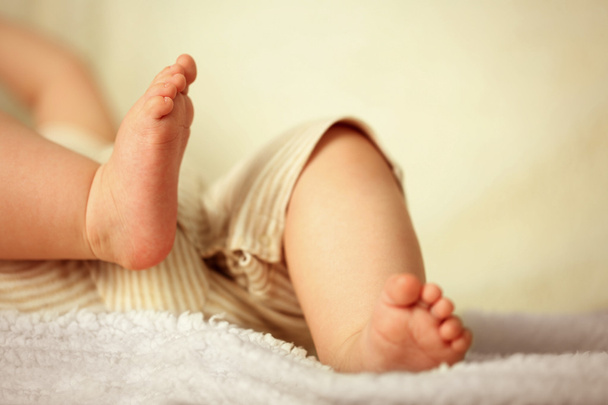 Baby legs, closeup - Foto, afbeelding