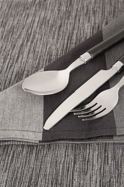 Cutlery and napkin - Foto, afbeelding