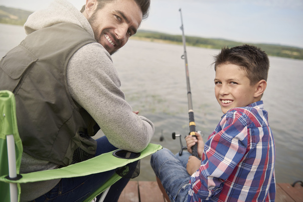 apa és fia halászat - Fotó, kép