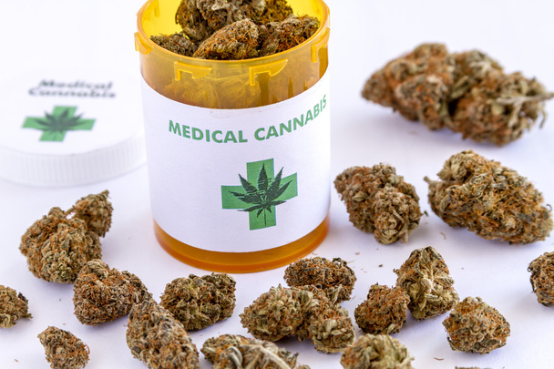 Medical Marijuana Buds and Seeds - Valokuva, kuva