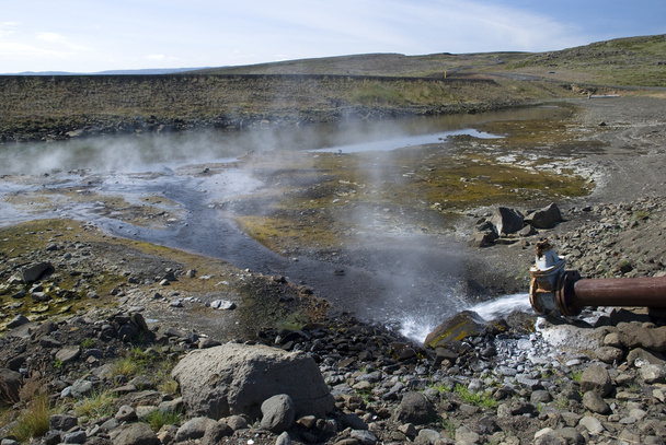 warm geothermische water - Foto, afbeelding