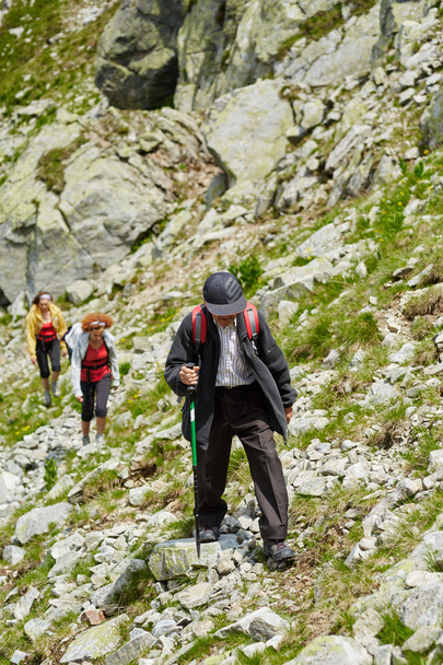 hikers walking on a trail - Foto, Imagem