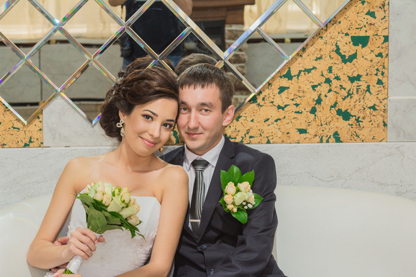 portrét nevěsta a ženich    - Fotografie, Obrázek