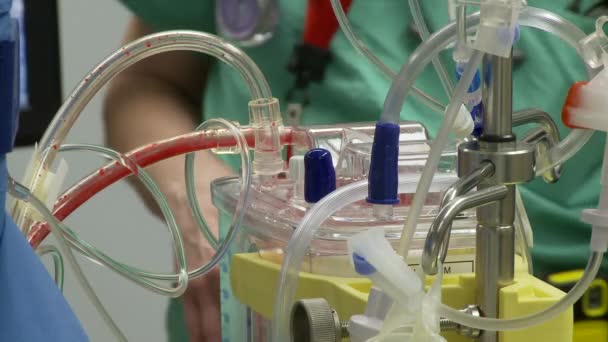 Belsejében egy tipikus Kórház sebészeti műtő views - Felvétel, videó