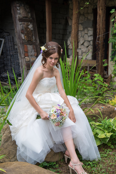 Beautiful bride on wedding day - Foto, afbeelding