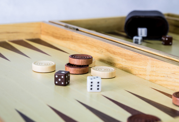 Backgammon juego
 - Foto, imagen