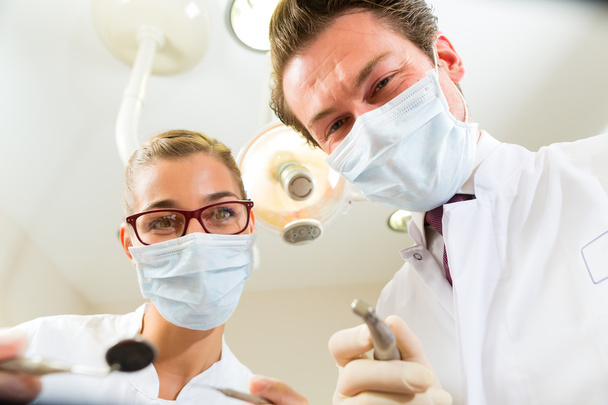 tratamento no dentista na perspectiva do paciente
 - Foto, Imagem