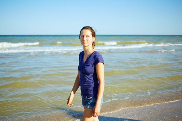 girl on the sea beach - Photo, Image