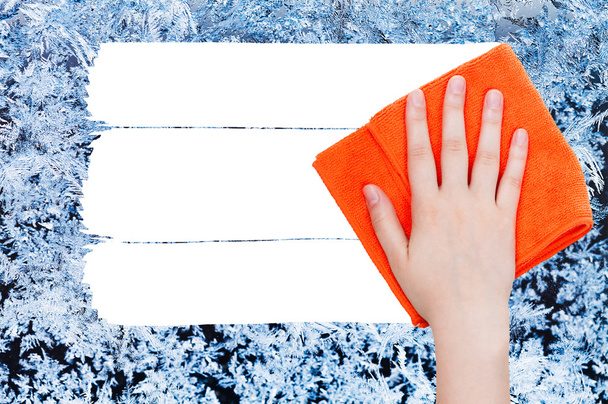 main supprime hiver texture gelée sur verre par chiffon
 - Photo, image