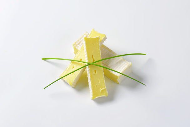 Soft cheese with thin white rind - Zdjęcie, obraz