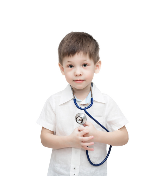 Четырехлетний мальчик со стетоскопом, изолированный на белом
 - Фото, изображение