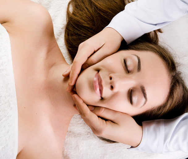 Women relaxing in spa salon - 写真・画像