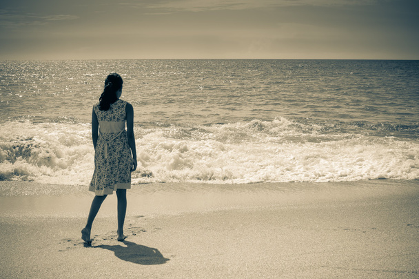 young girl at beach - Fotografie, Obrázek