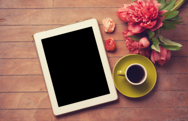 Tablet with cup of coffee - Photo, Image