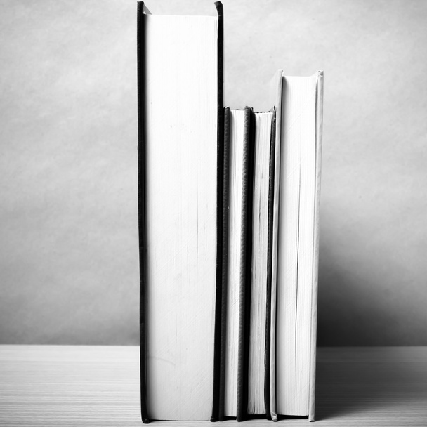 stand up book black and white color tone style - Foto, Bild