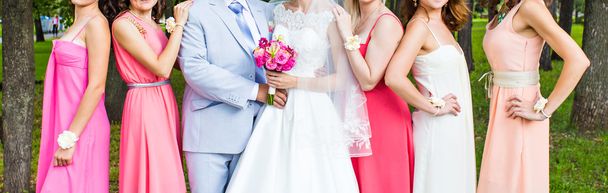 sposo e damigella d'onore
 - Foto, immagini