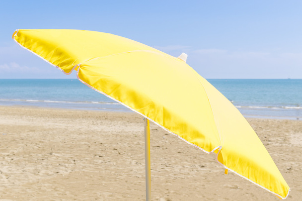 Пляжный зонтик
 - Фото, изображение