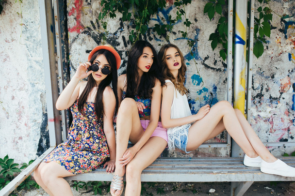 drei schöne junge Mädchen - Foto, Bild