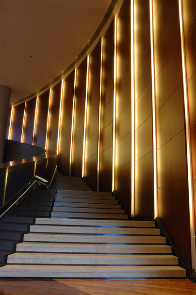 escalera moderna
 - Foto, Imagen