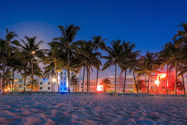 Miami Beach, Florida hotels and restaurants at twilight on Ocean - Photo, Image