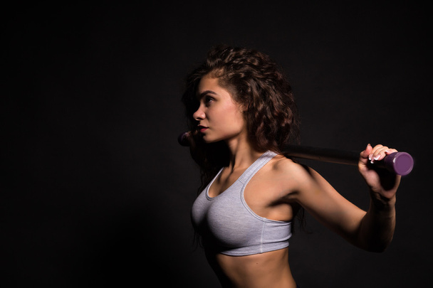 Atletik kıvırcık kız - Fotoğraf, Görsel