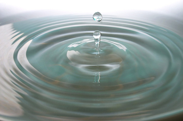 Gotas de agua
 - Foto, Imagen