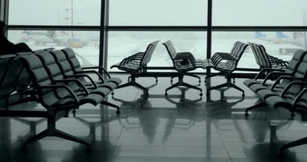 Lounge with passengers in Vnukovo Airport, Moscow - Footage, Video