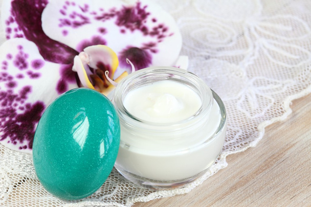 Face and body cream with orchid - Photo, Image