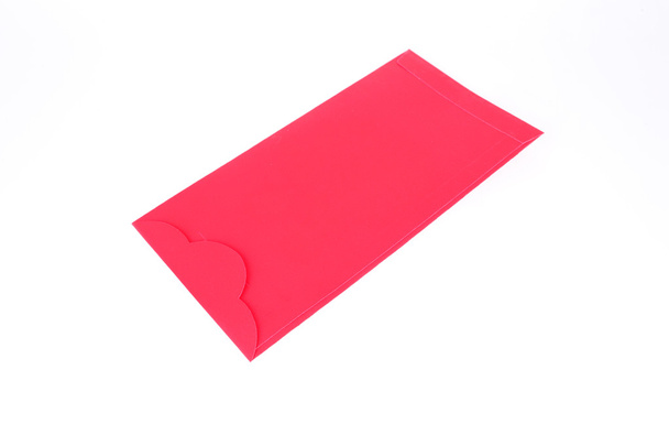 enveloppe rouge isolée sur fond blanc pour cadeau
 - Photo, image