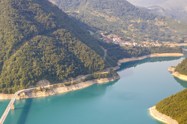 Αεροφωτογραφία στον ποταμό piva - Μαυροβούνιο - Φωτογραφία, εικόνα