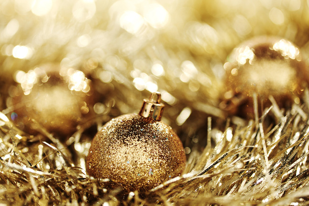 Golden christmas ball - Фото, изображение
