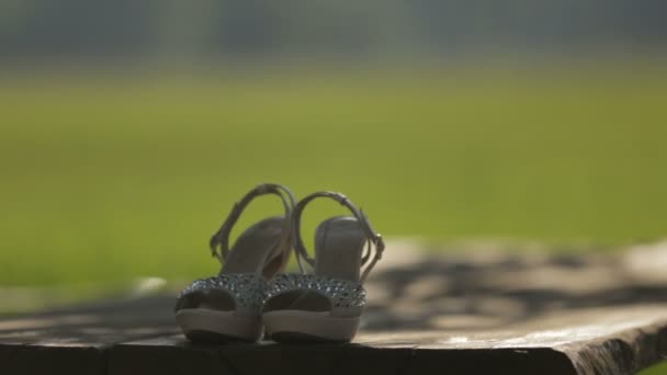 Zapatos de novia - Stock de imágenes
 - Metraje, vídeo