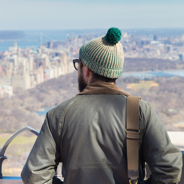 Turysta korzystających w Nowym Jorku panoramiczny widok. - Zdjęcie, obraz