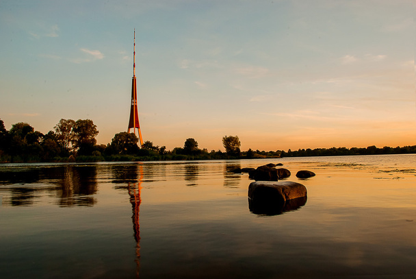 Televisional wieża miasta Riga - Zdjęcie, obraz