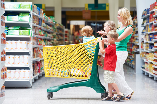 Woman and children making shopping - Foto, immagini