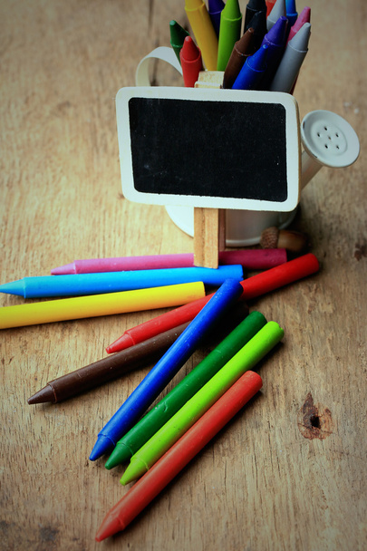 Crayons de cire sur bois vintage
 - Photo, image