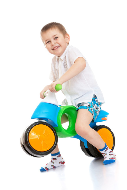Boy on bike - Foto, afbeelding