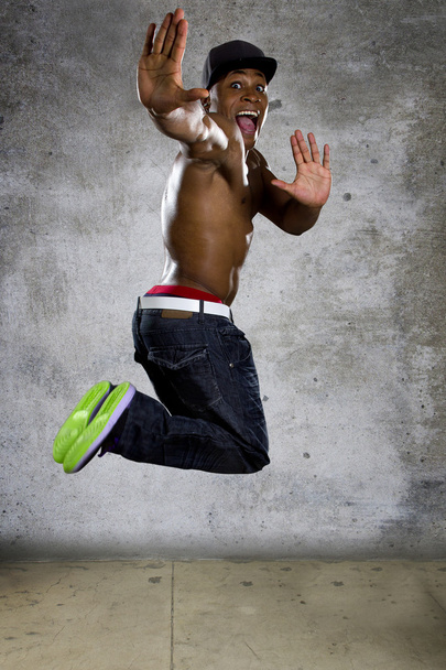 man jumping to show agility - Fotografie, Obrázek