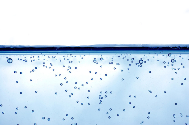 Синя вода з бульбашками
 - Фото, зображення