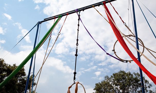 Kroužky a lana v parku - Fotografie, Obrázek