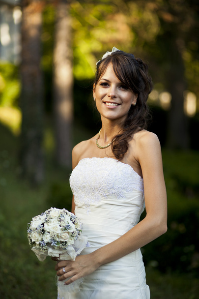 Bride on a wedding day - Foto, imagen