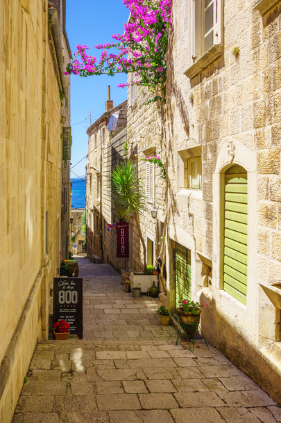 Alley in Korcula, Croatia - Fotografie, Obrázek