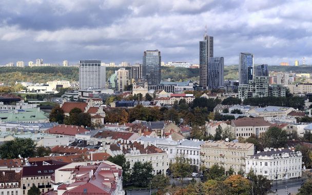 Vilnius old town and business district panorama - Fotoğraf, Görsel