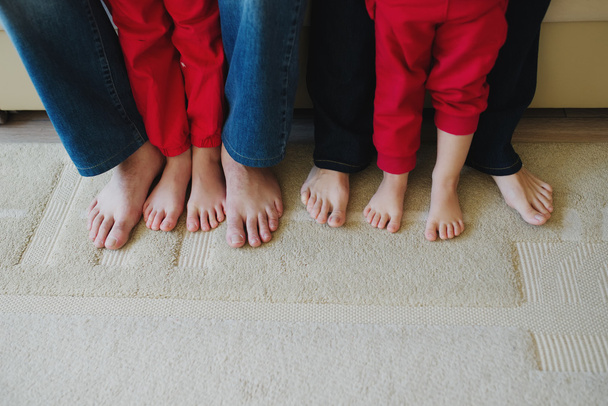 barefoot family feet at home - Fotografie, Obrázek