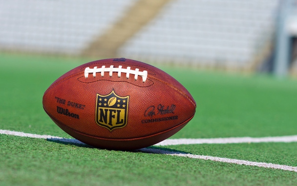 official NFL ball - Φωτογραφία, εικόνα