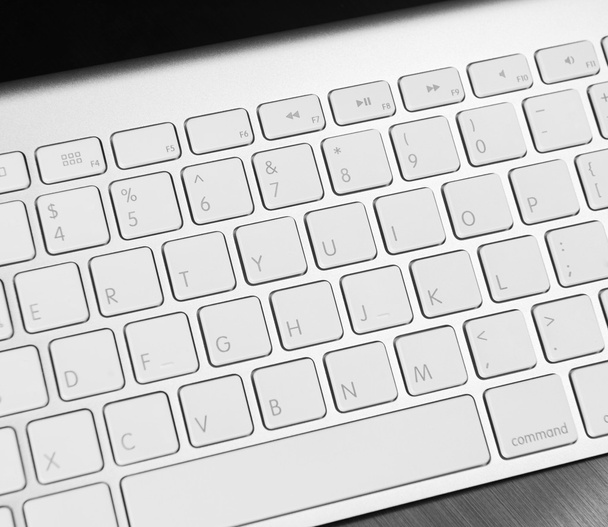 Алюминиевая клавиатура
 - Фото, изображение