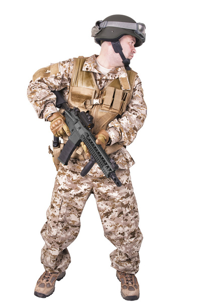 voják v uniformě, připraveni k boji - Fotografie, Obrázek